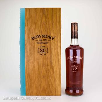 Bowmore 30-years-old