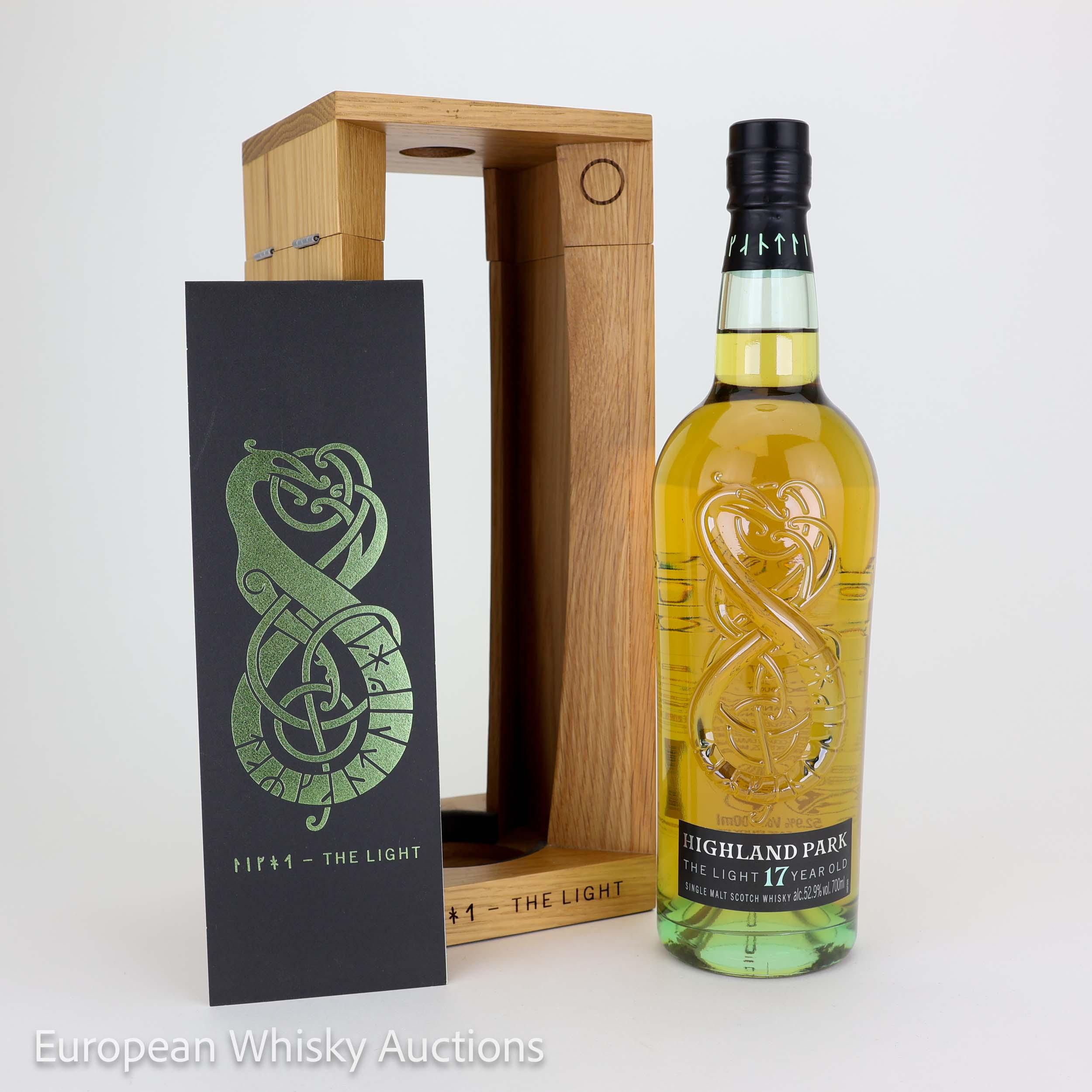 Highland Park The Light 17 Year Old, American Oak Cask, 2018, 52.9% whisky bottle