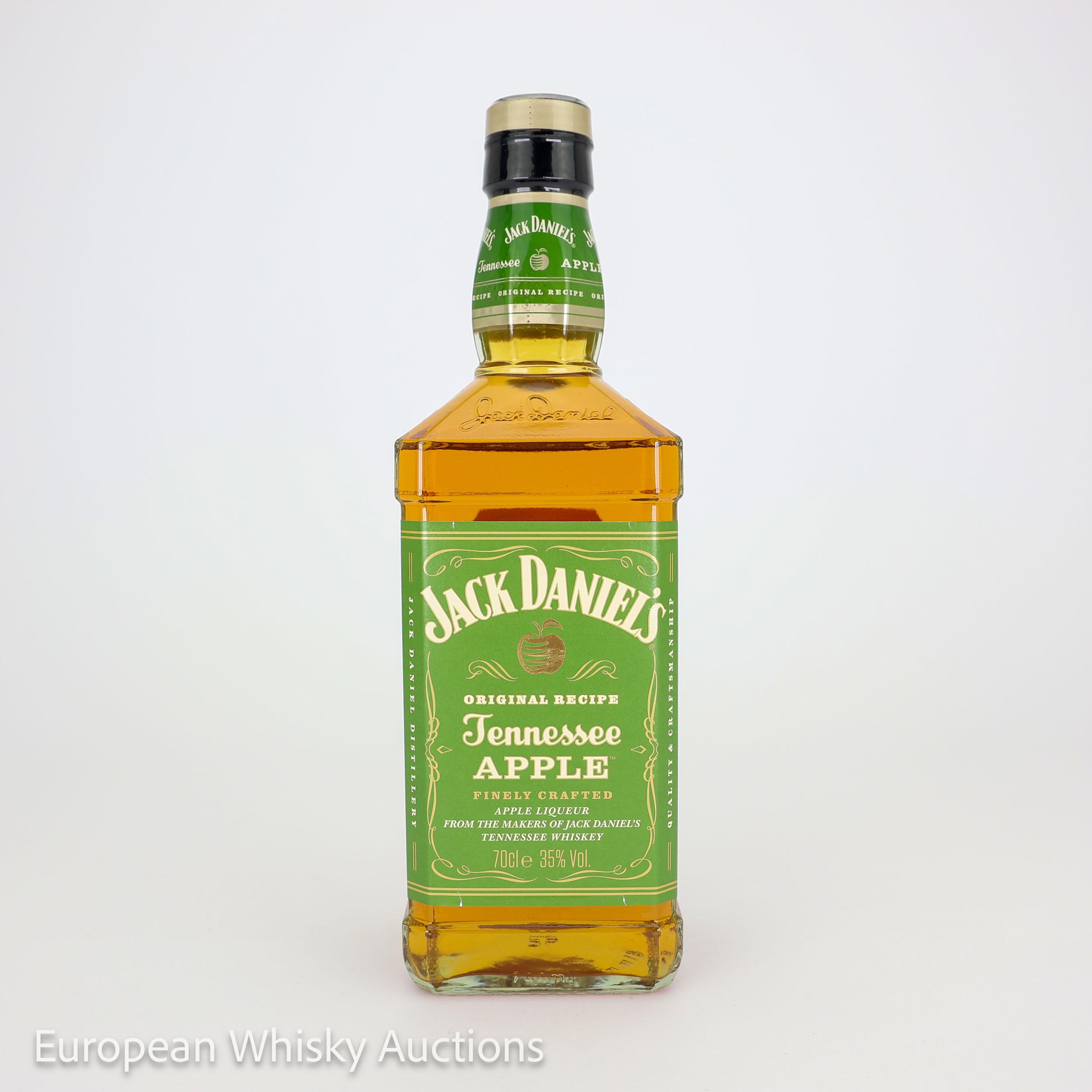 Jack Daniel's Tennessee Apple, 35%, 70cl whisky bottle