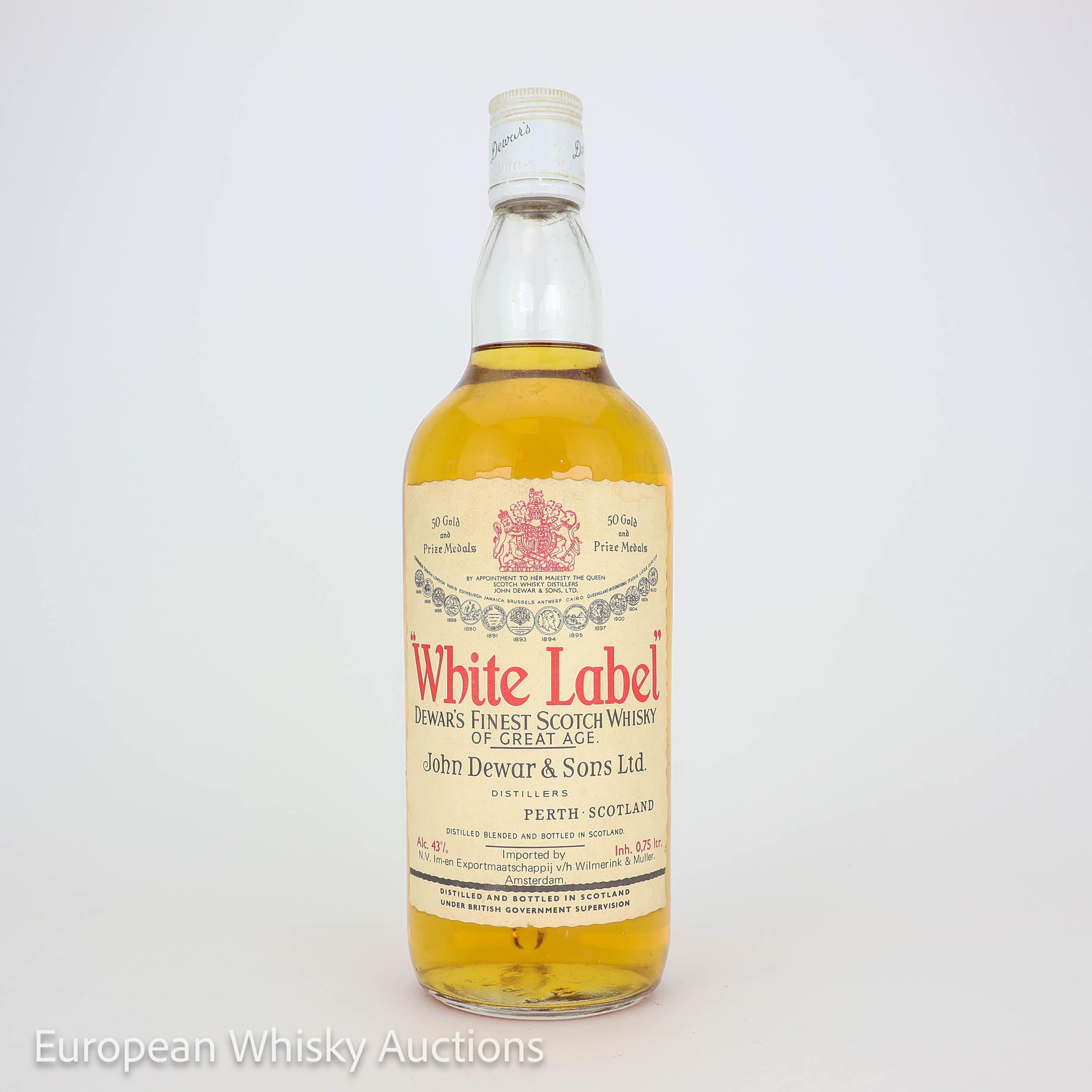 Dewar's White Label, 43%, 70cl whisky bottle