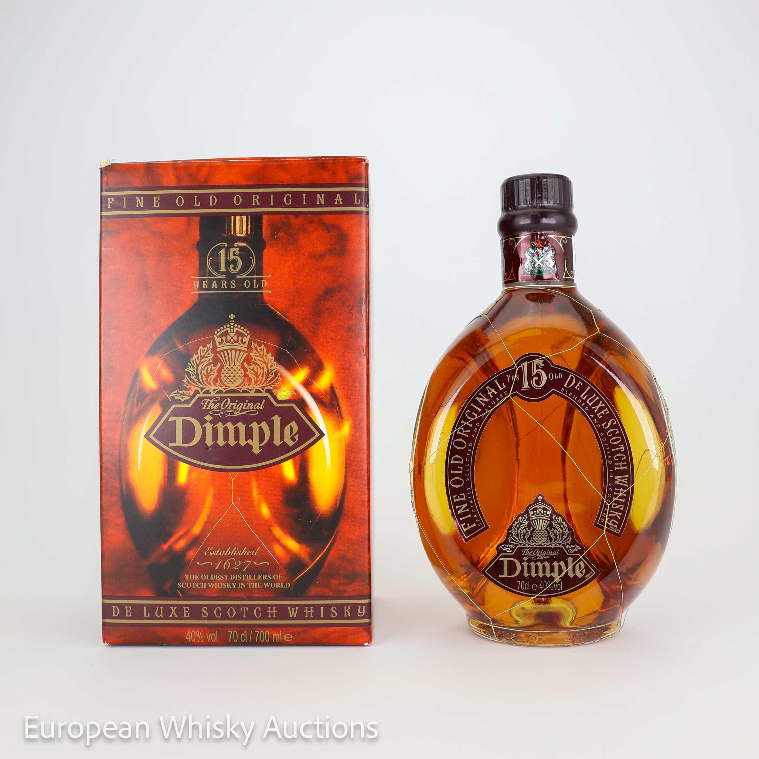 Dimple 15 Year Old De Luxe Scotch Whisky, Oak Cask, 2010, 40% whisky bottle
