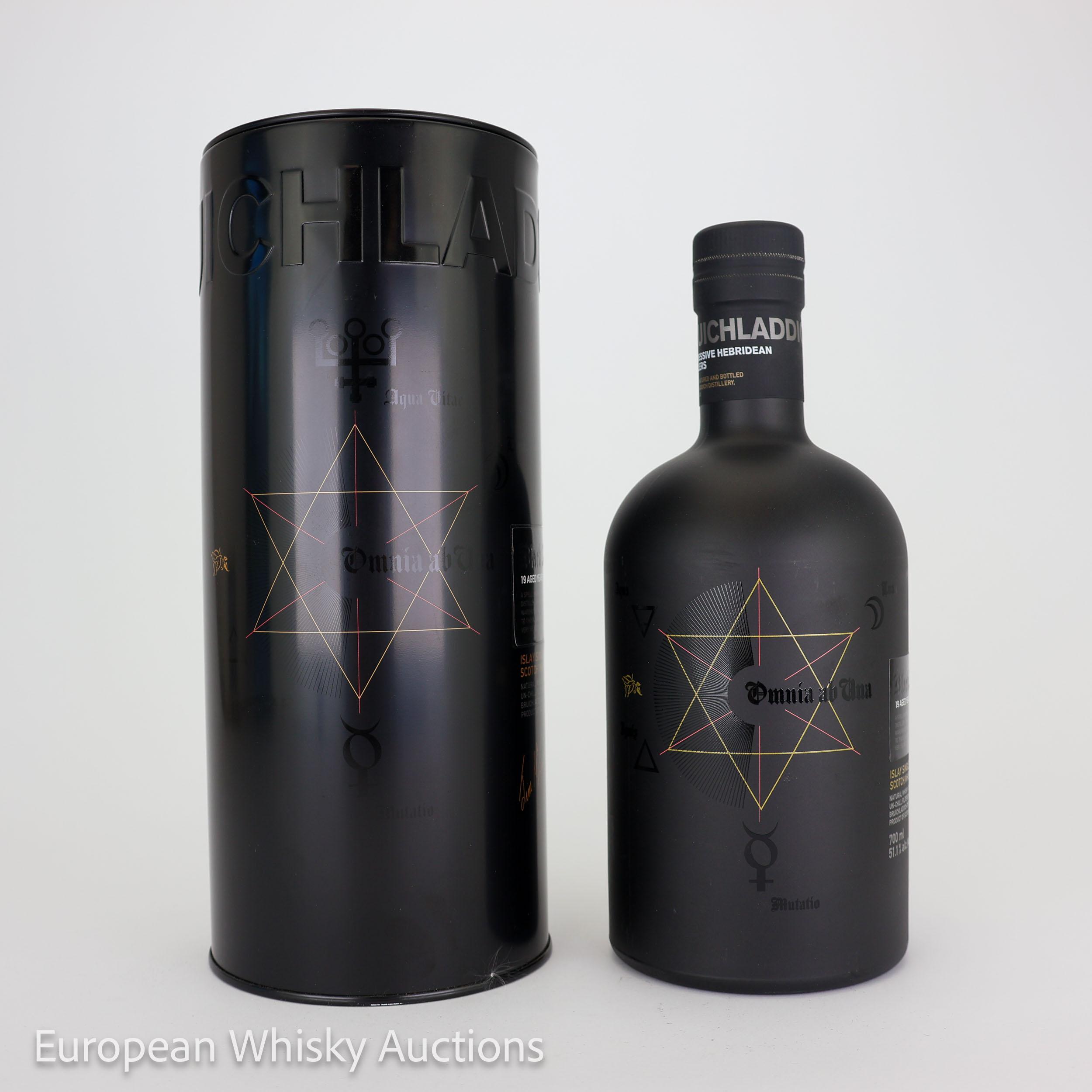 Bruichladdich Black Art 1st Edition 19 Year Old, Bourbon & Wine Cask, 2009, 51.1% whisky bottle