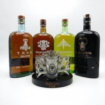 Highland Park Valhalla-series with unique Valhalla shot glass set